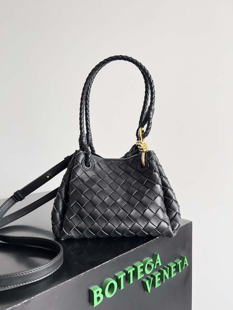 Bottega Veneta BV 796569VCPPT8060 Small Andiamo Parachute Black - Default Title - View 1