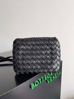 Bottega Veneta BV 796569VCPPT8060 Small Andiamo Parachute Black - Default Title - View 6