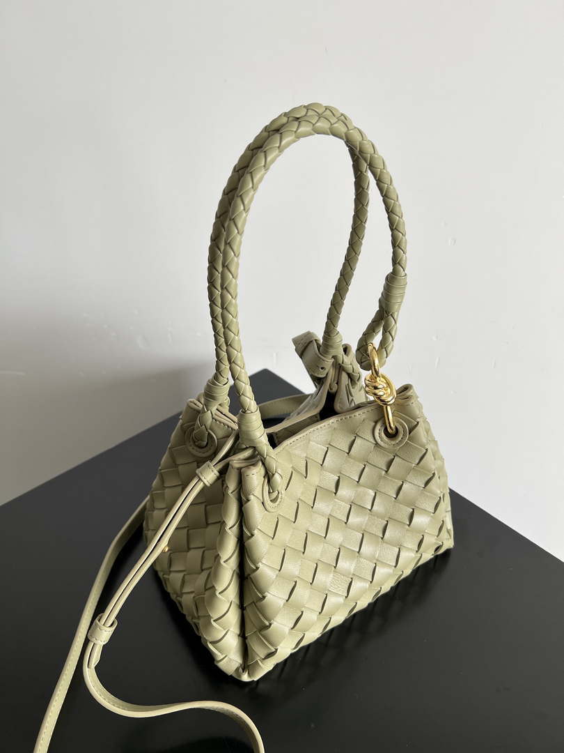 Bottega Veneta BV 796569VCPPT2190 Small Andiamo Parachute Green - Default Title - View 3
