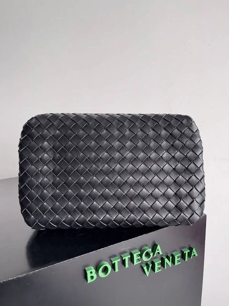 Bottega Veneta BV 796571 Large Andiamo Parachute Black
