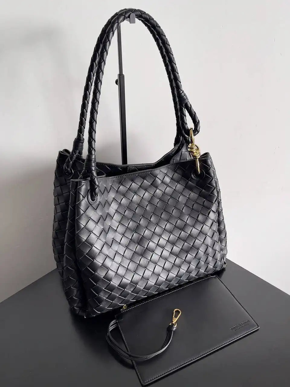 Bottega Veneta BV 796571 Large Andiamo Parachute Black