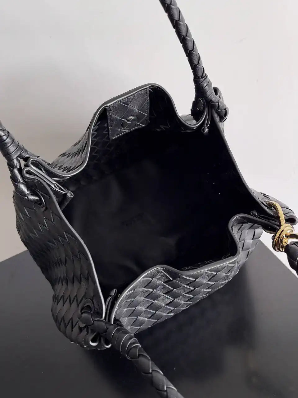 Bottega Veneta BV 796571 Large Andiamo Parachute Black