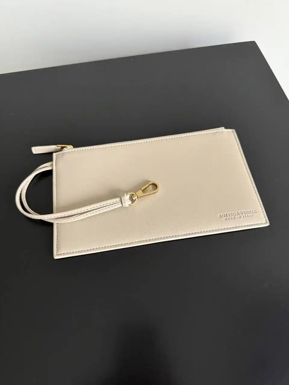 Bottega Veneta BV 796571 Large Andiamo Parachute Apricot