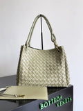 Bottega Veneta BV 796571 Large Andiamo Parachute Ligth Green