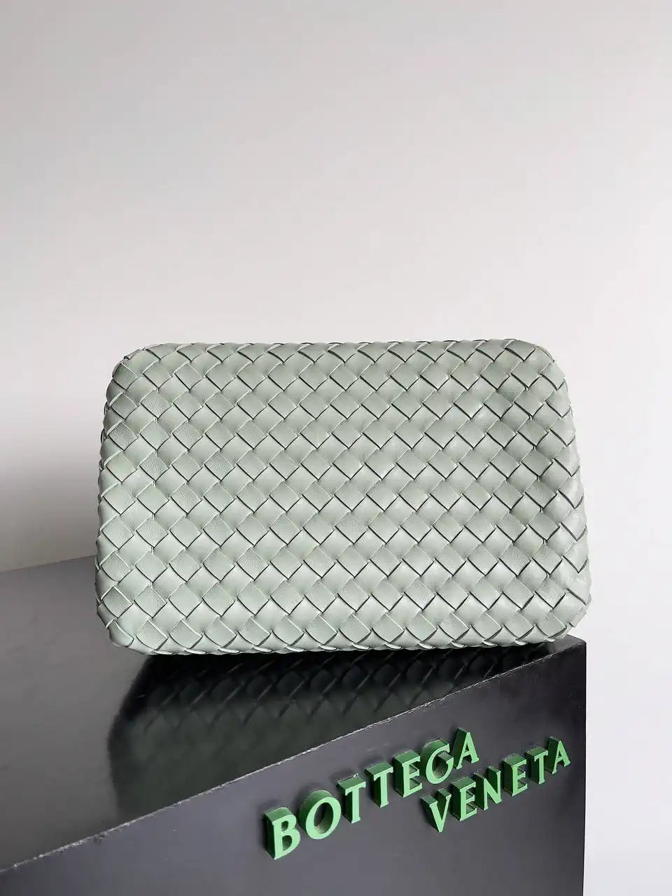 Bottega Veneta BV 796571 Large Andiamo Parachute Mike Green