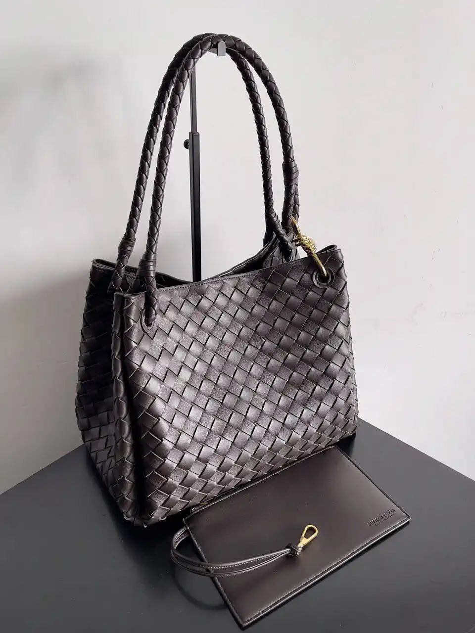 Bottega Veneta BV 796571 Large Andiamo Parachute Dark Brown