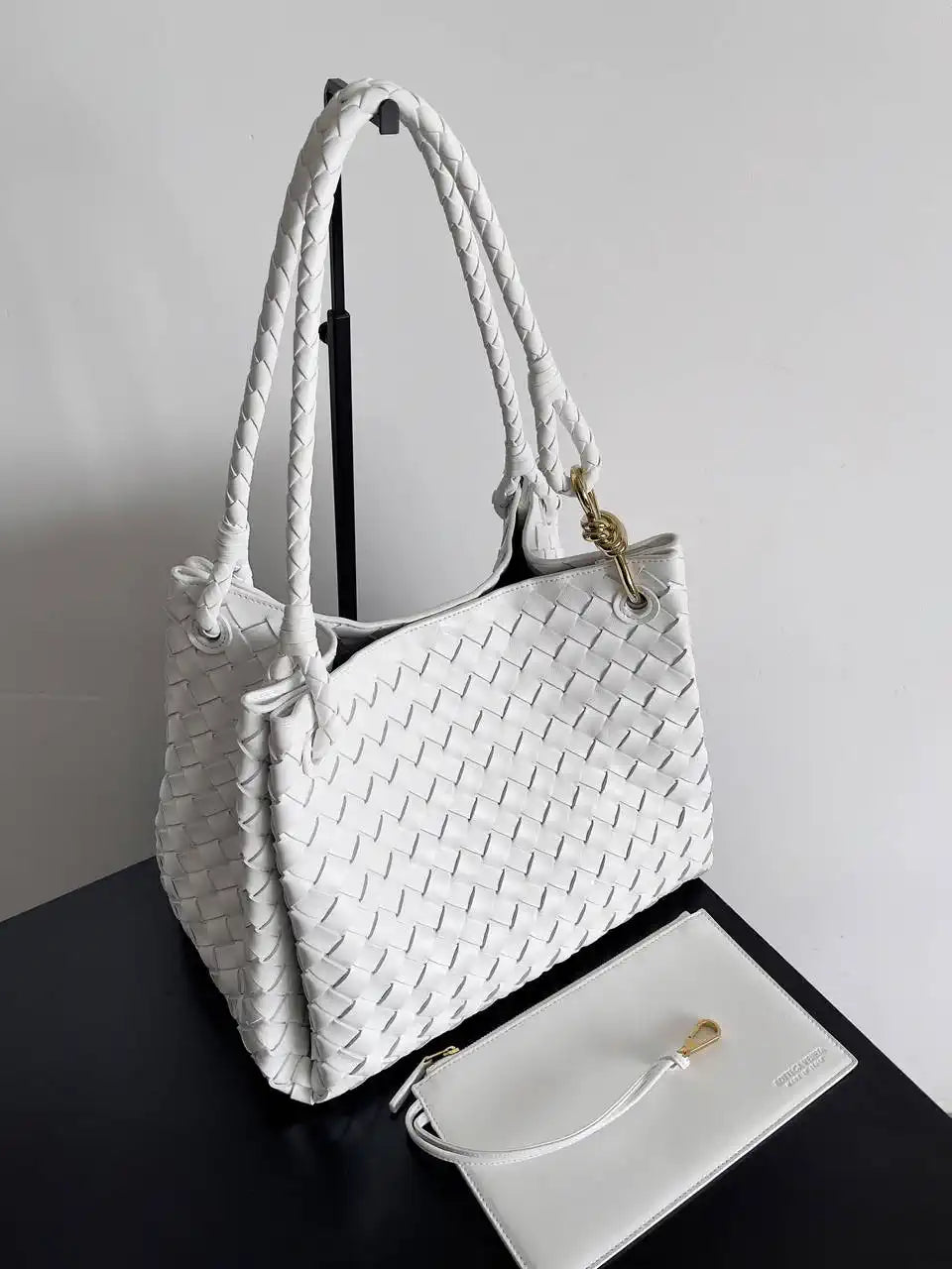 Bottega Veneta BV 796571 Large Andiamo Parachute White