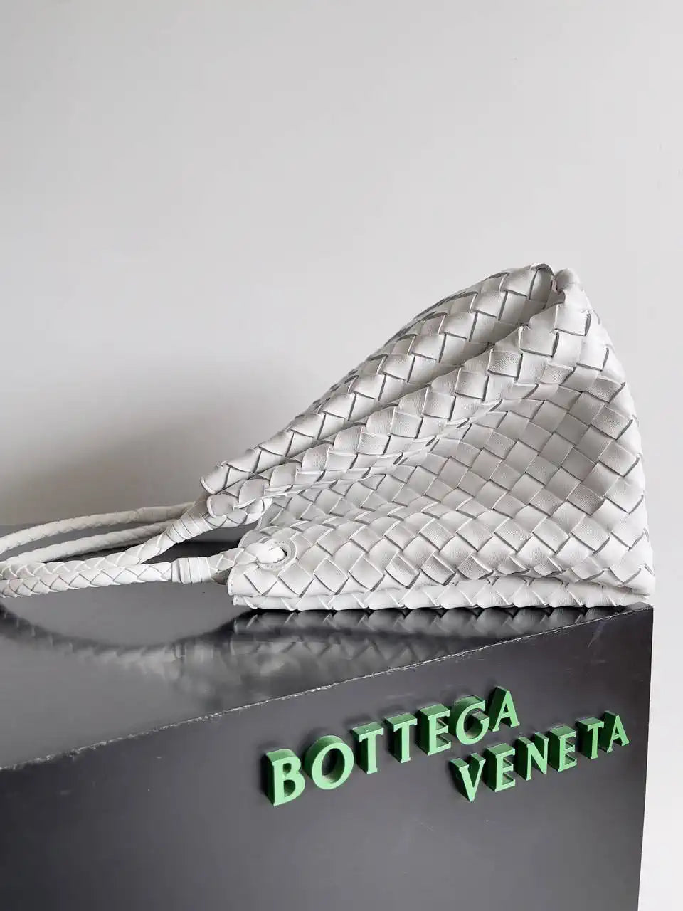 Bottega Veneta BV 796571 Large Andiamo Parachute White
