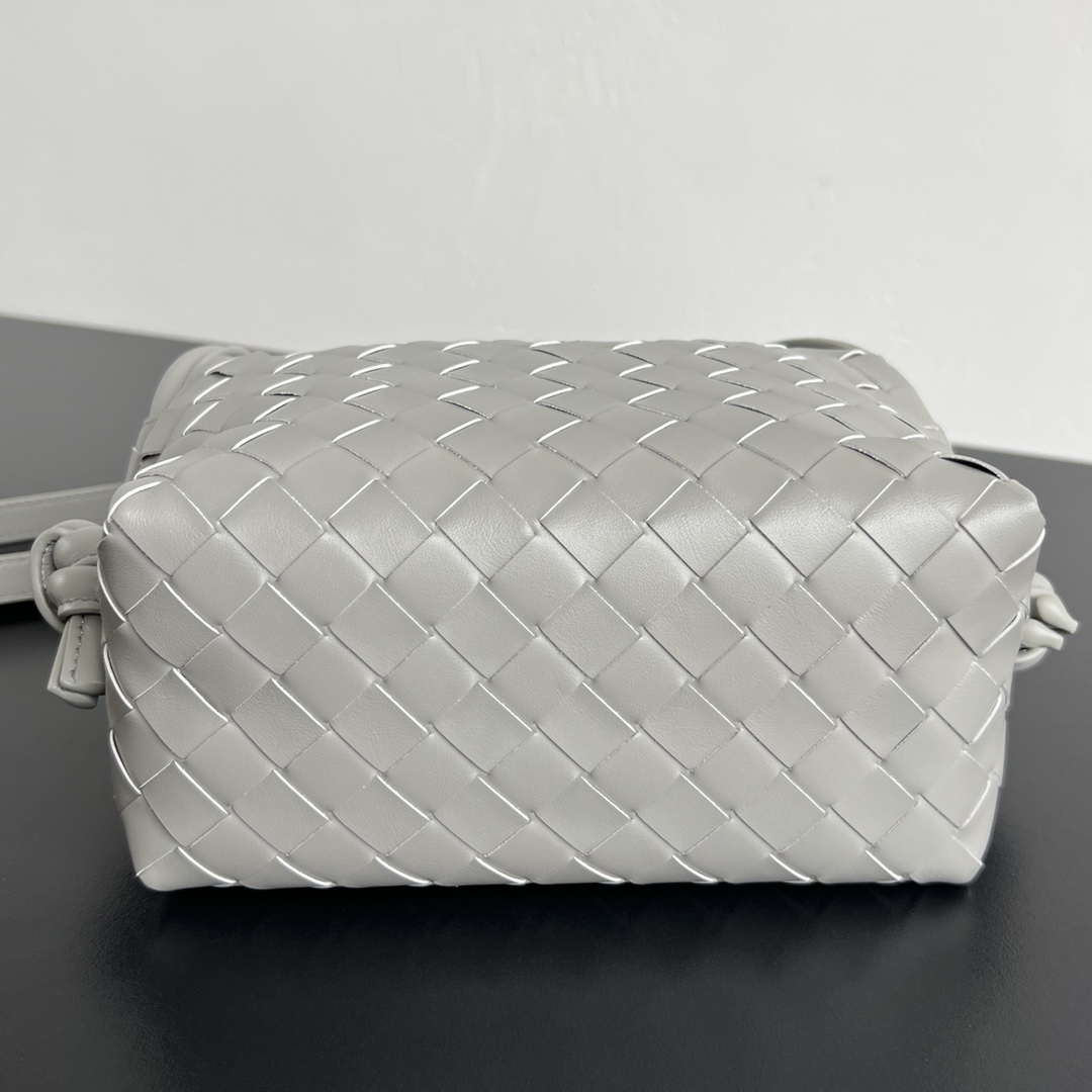Bottega Veneta BV 796615  Mini Loop intrecciato leather cross-body bag Gray