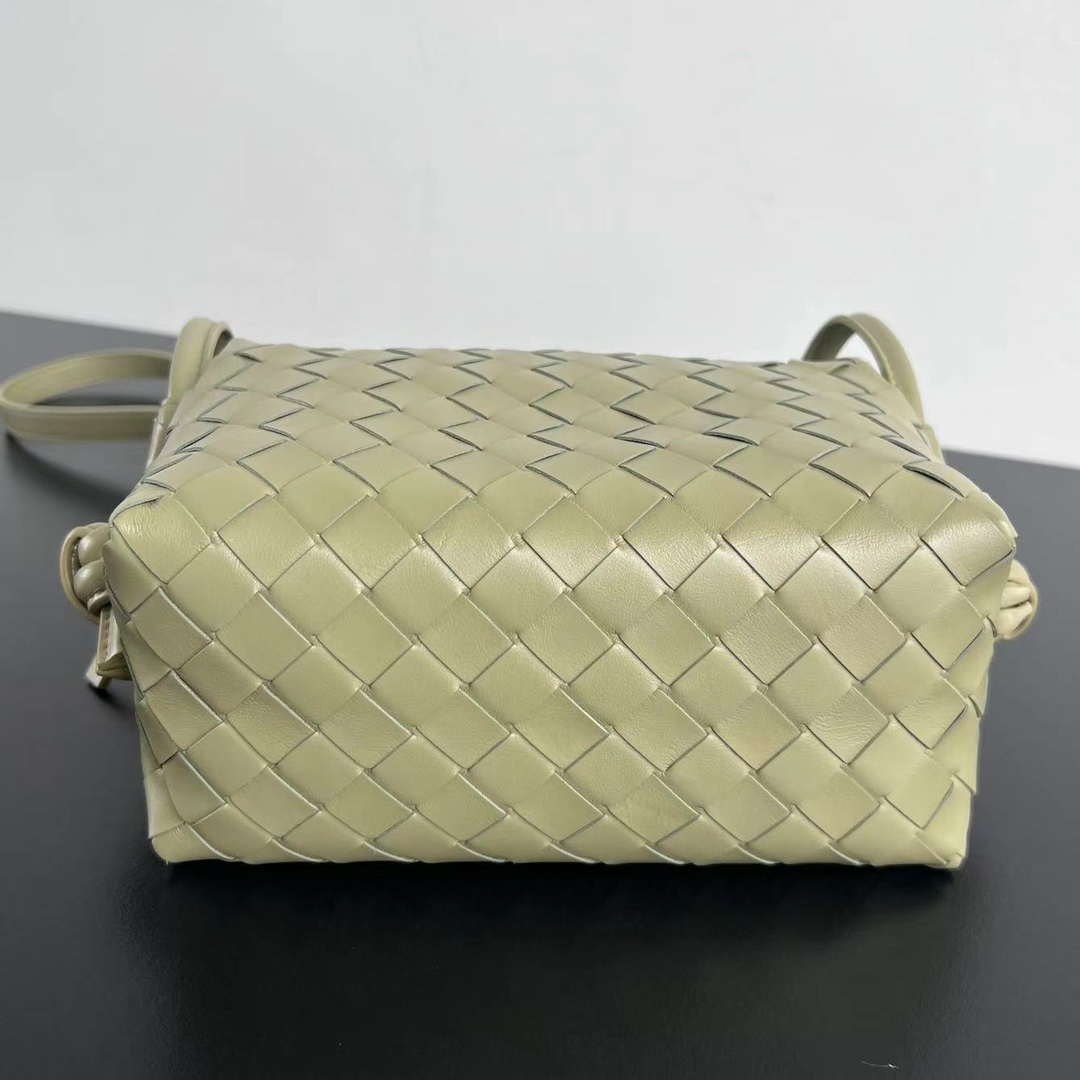 Bottega Veneta BV 796615  Mini Loop intrecciato leather cross-body bag Lemon Green