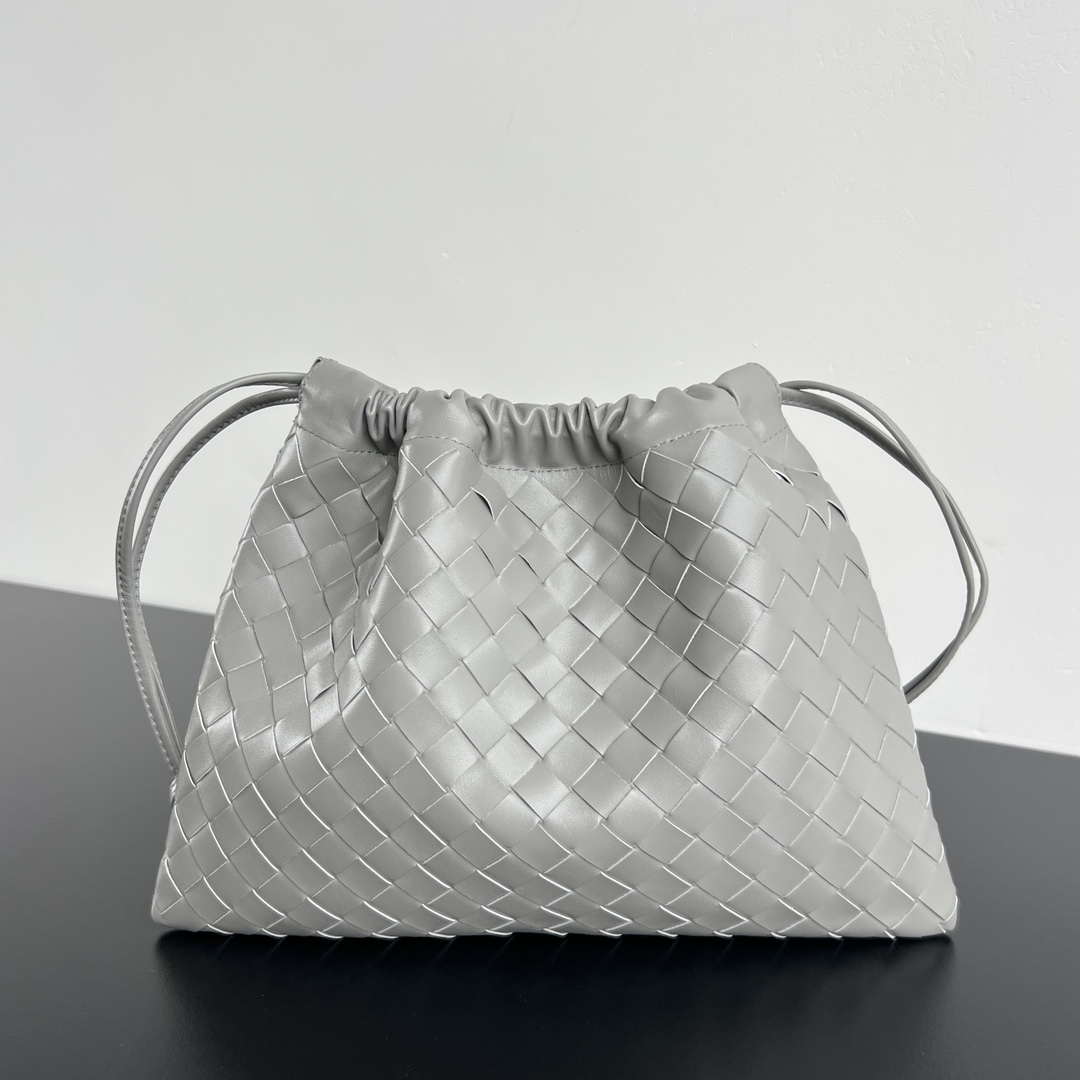 Bottega Veneta BV 796728V3IV12916  Dustbag Gray