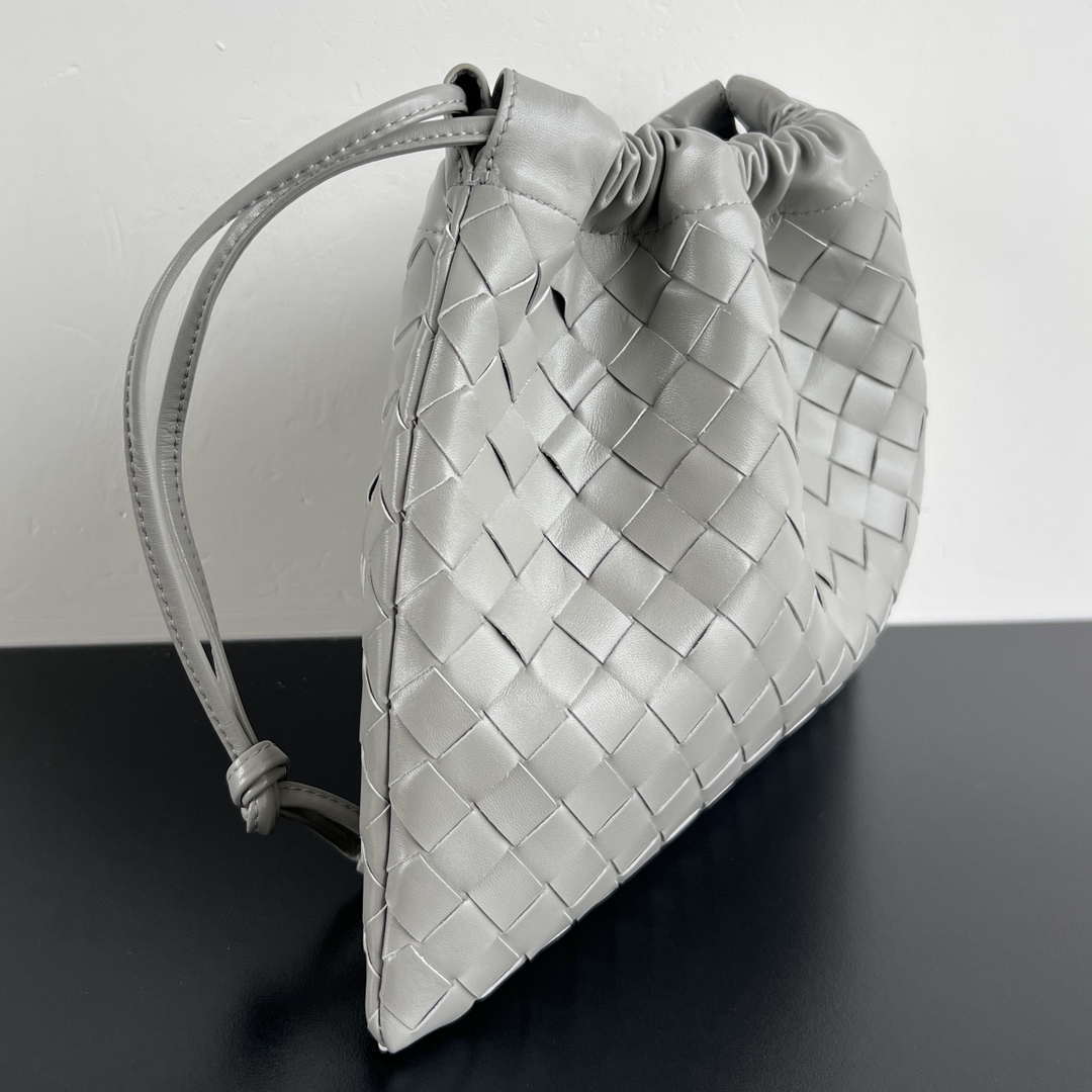 Bottega Veneta BV 796728V3IV12916  Dustbag Gray