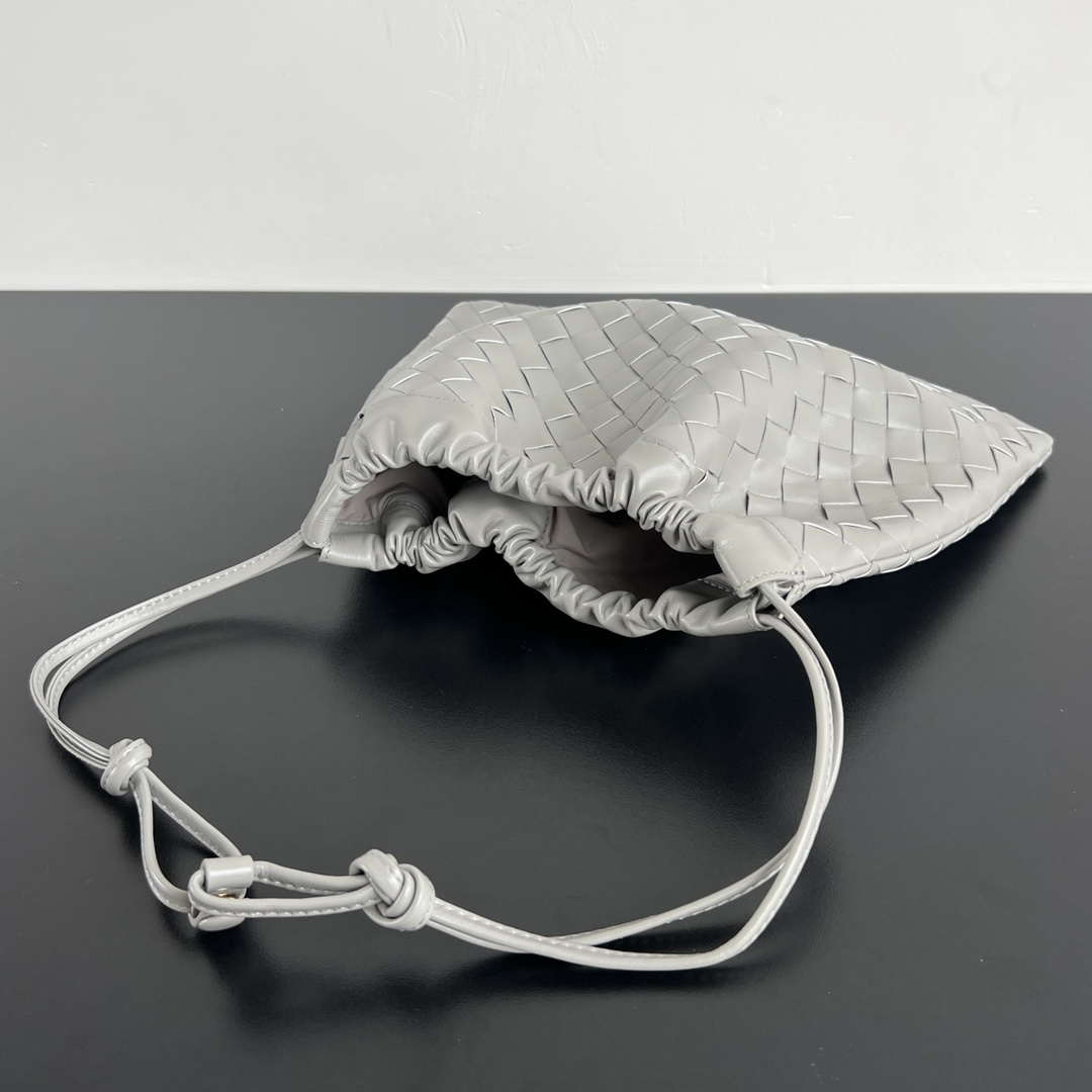 Bottega Veneta BV 796728V3IV12916  Dustbag Gray
