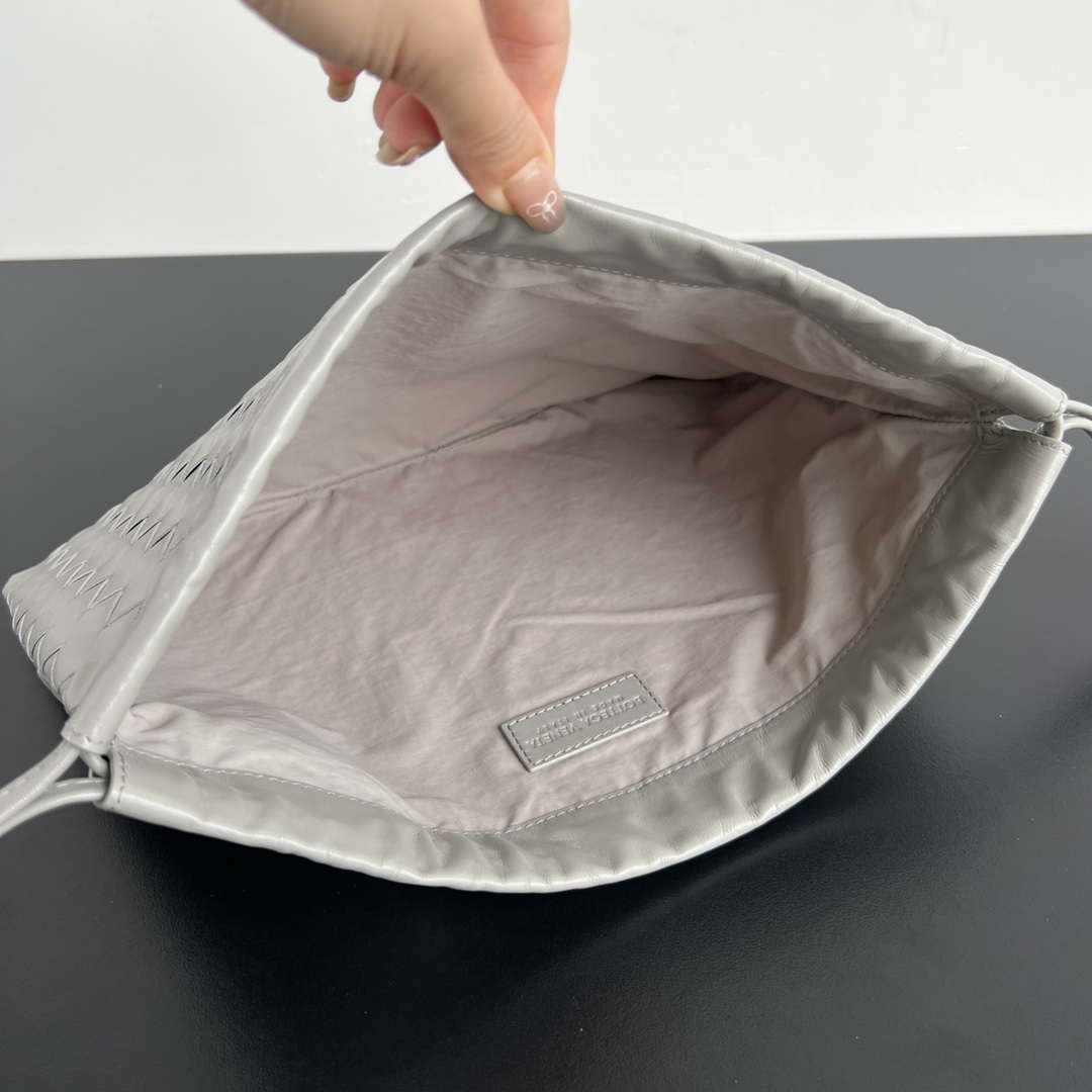 Bottega Veneta BV 796728V3IV12916  Dustbag Gray