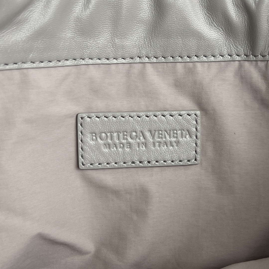 Bottega Veneta BV 796728V3IV12916  Dustbag Gray
