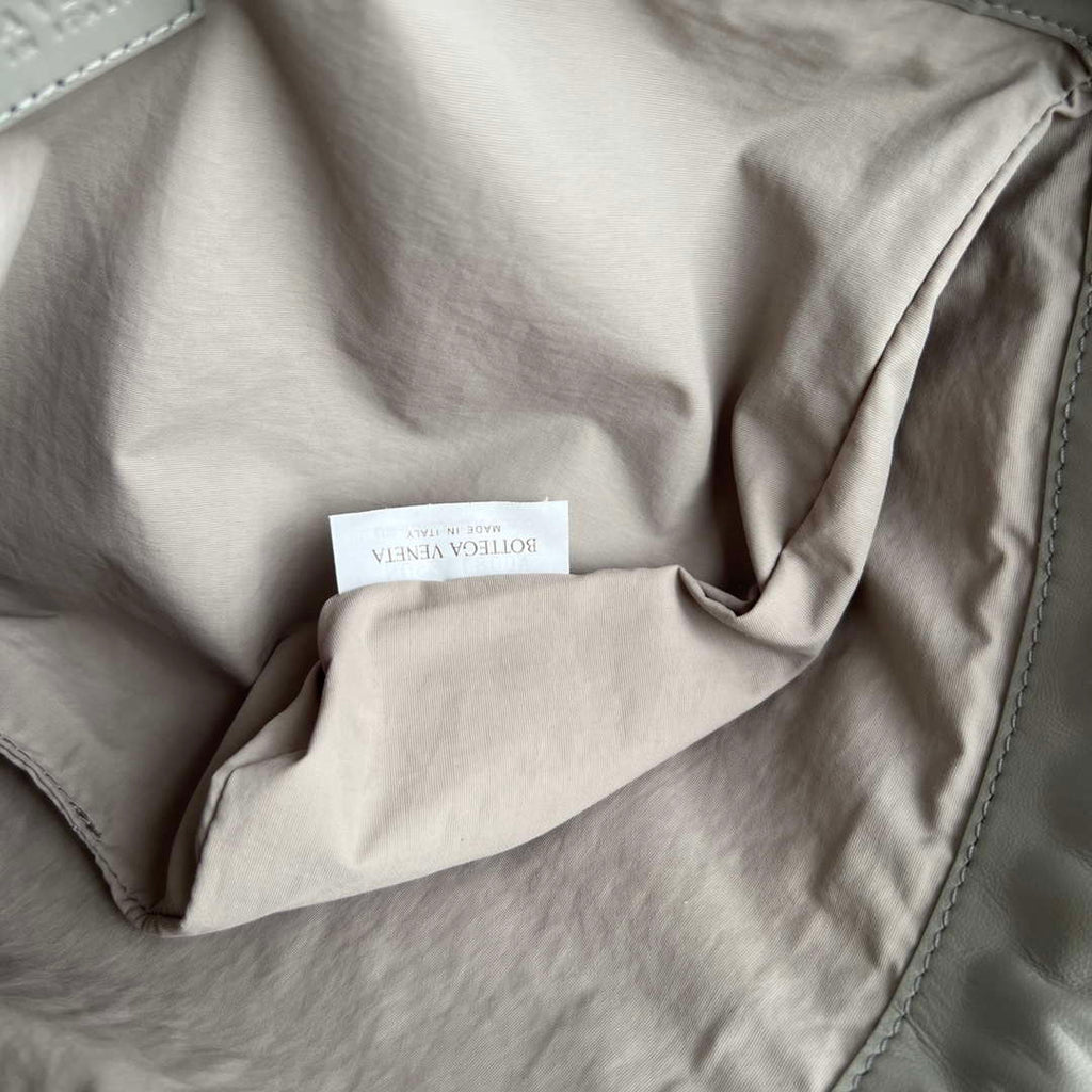 Bottega Veneta BV 796728V3IV12916  Dustbag Gray