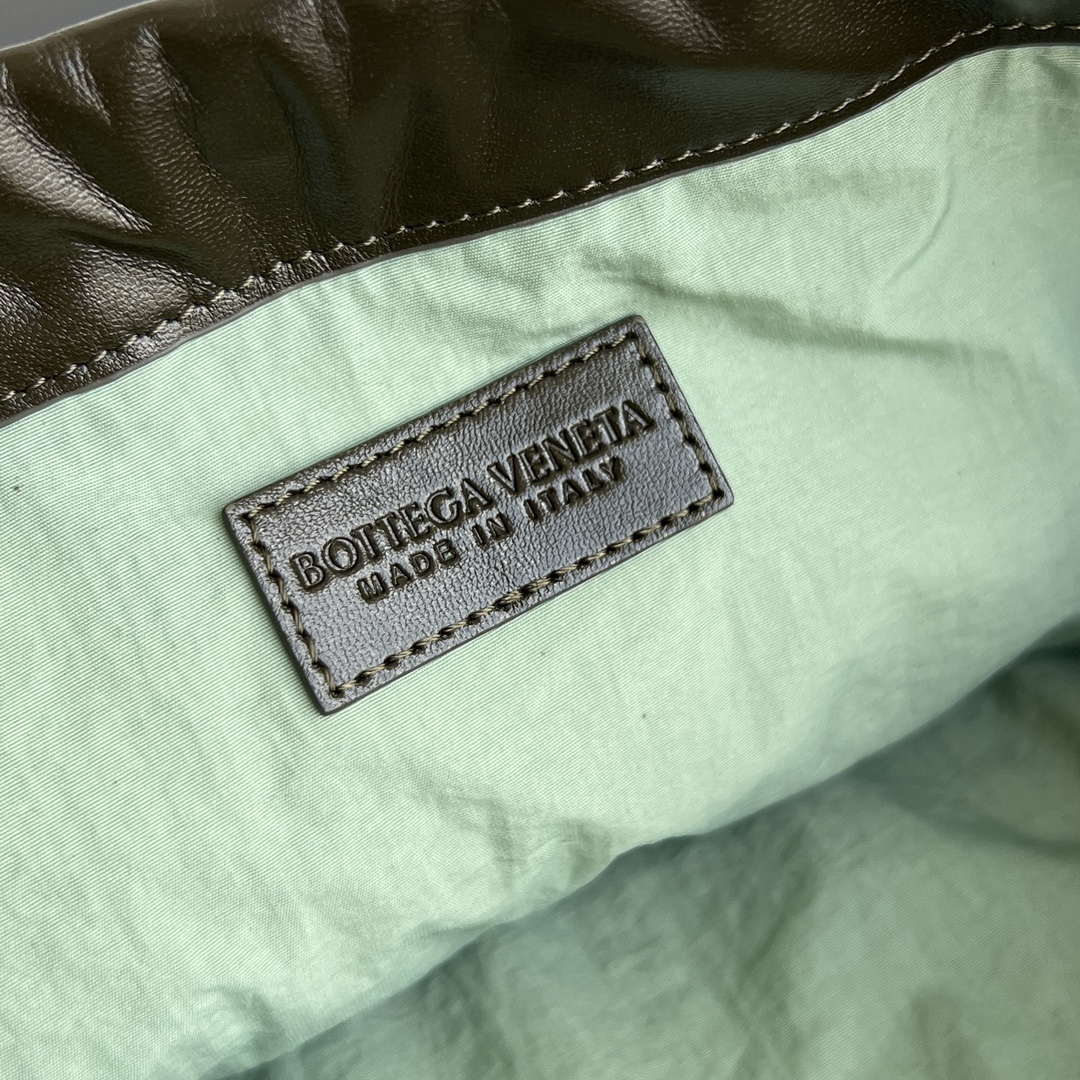 Bottega Veneta BV 796728V3IV12916  Dustbag Dark Green