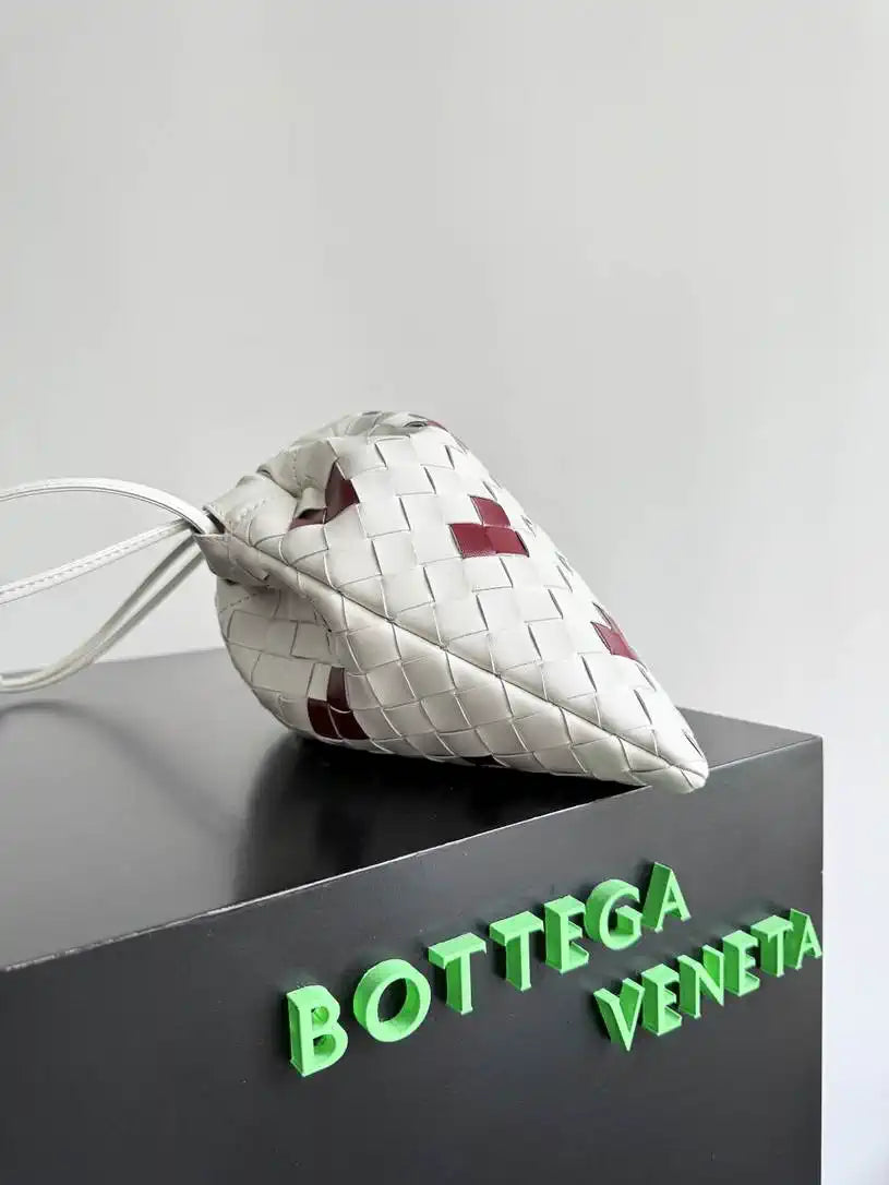 Bottega Veneta BV 796728V3IV12916  Dustbag White with Red