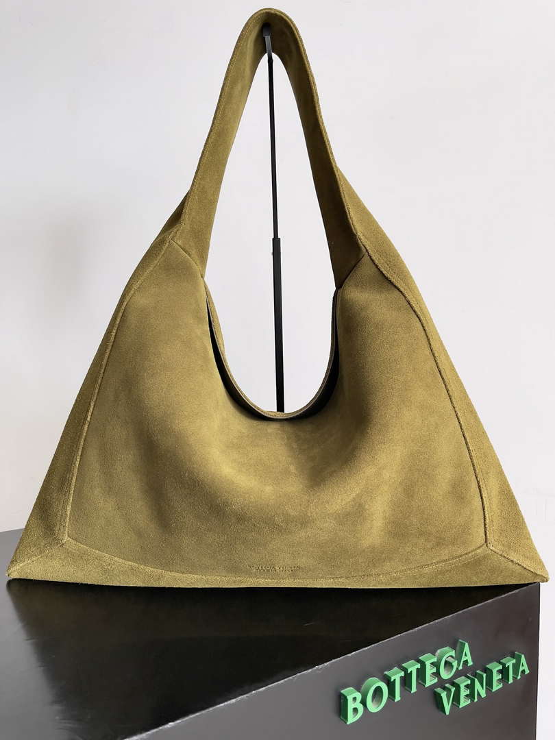 Bottega Veneta BV 803976 Large Hop bag  Shoulder bag in Suede leather BV9092