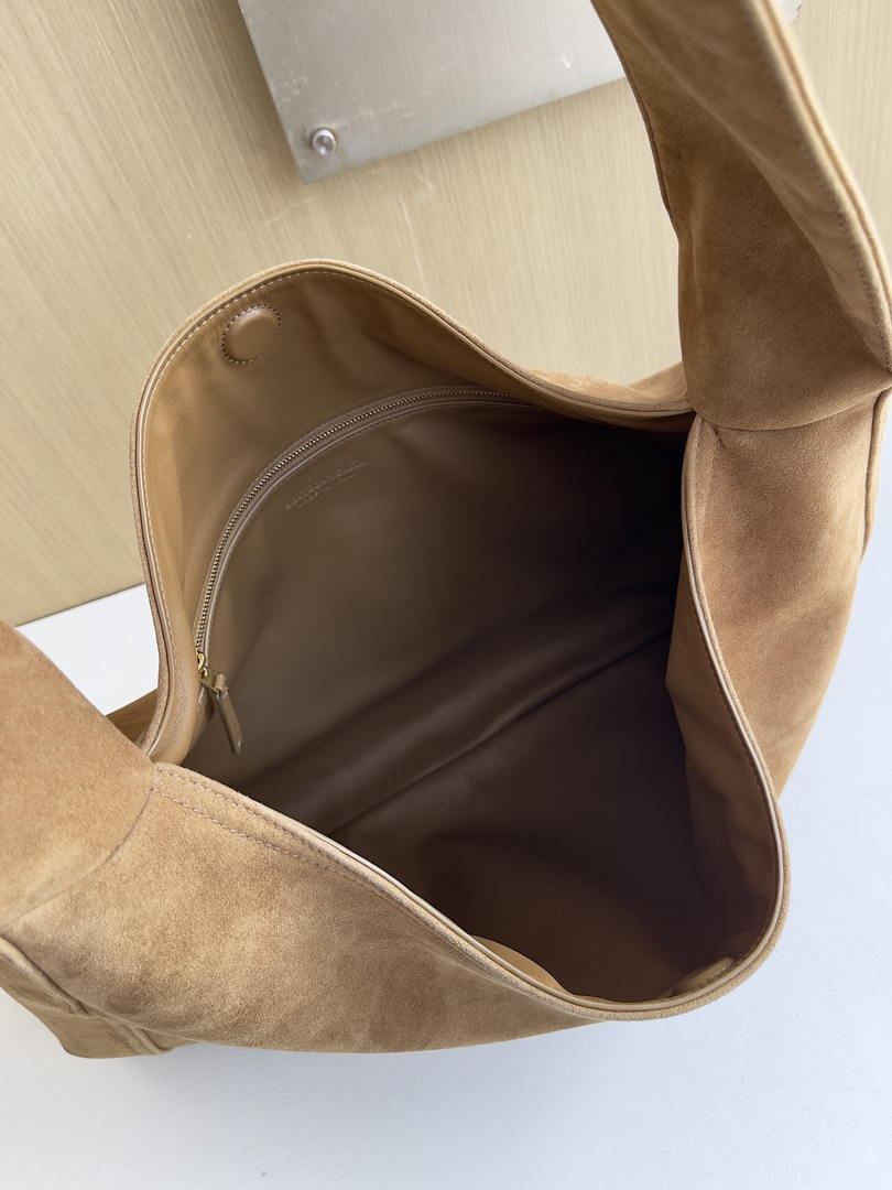 Bottega Veneta BV 803976 Large Hop bag  Shoulder bag in Suede leather BV9109