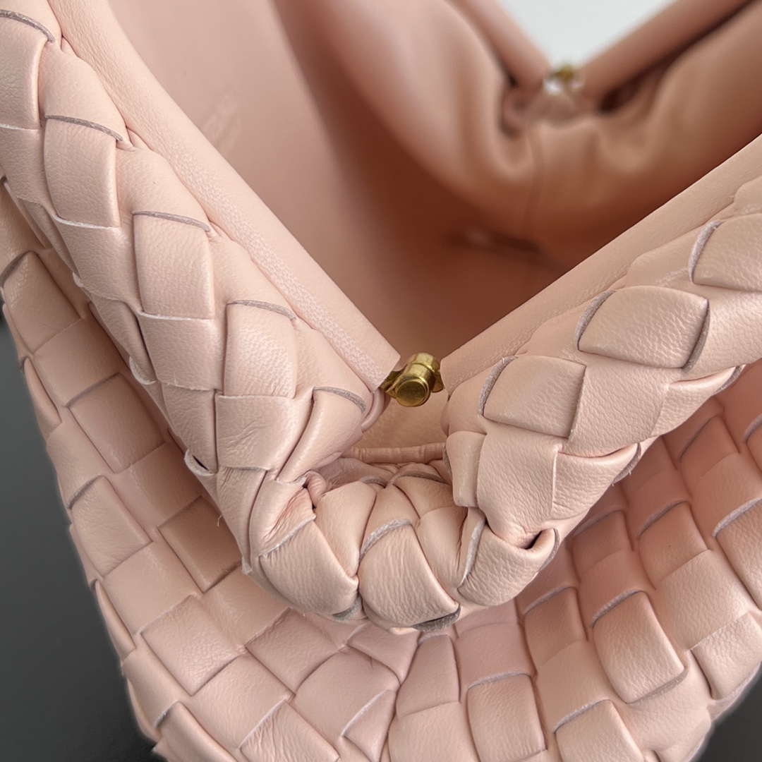 Bottega Veneta BV 804038 Small Lauren 1980 clutch Bag BV92012