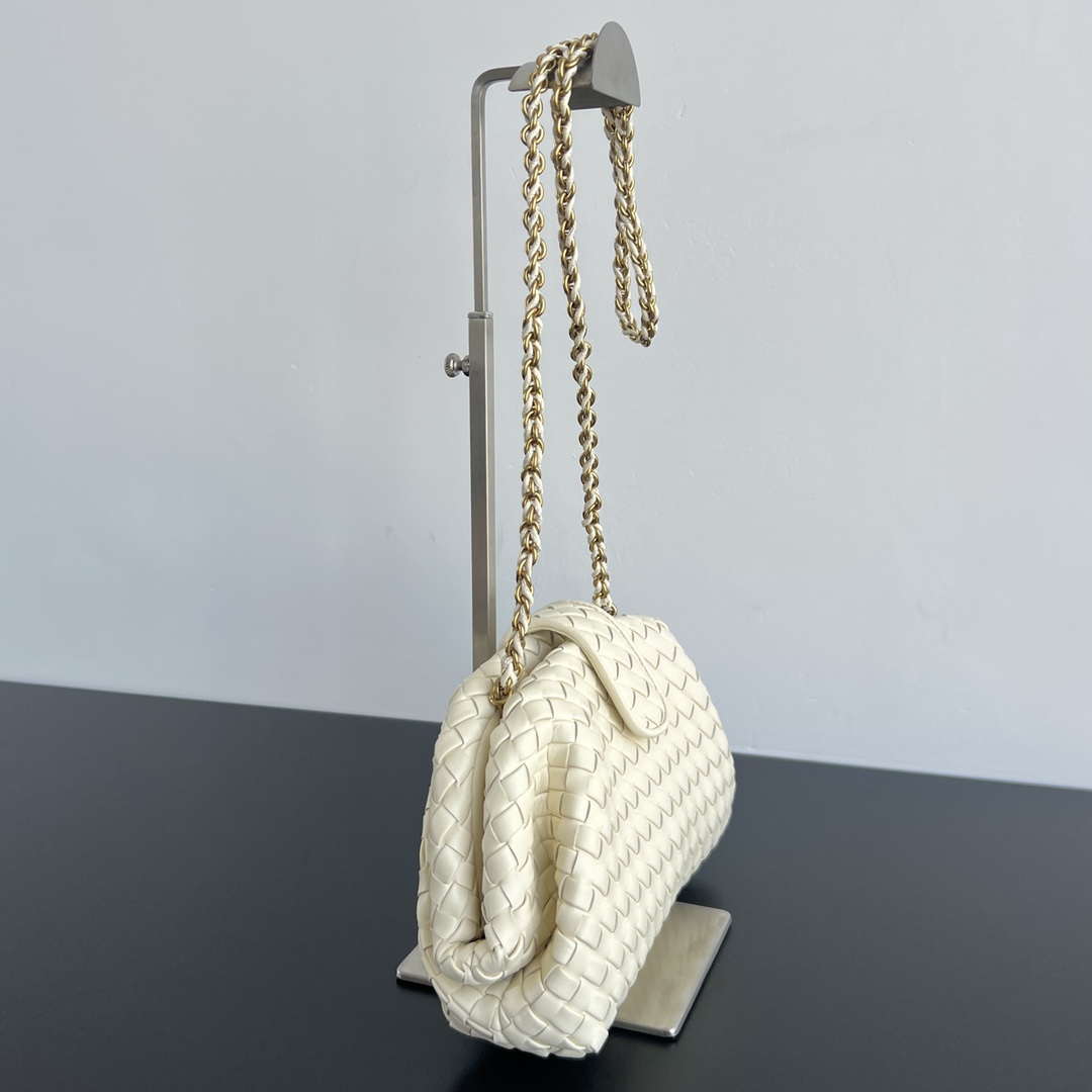 Bottega Veneta BV 804038 Small Lauren 1980 clutch Bag BV92013