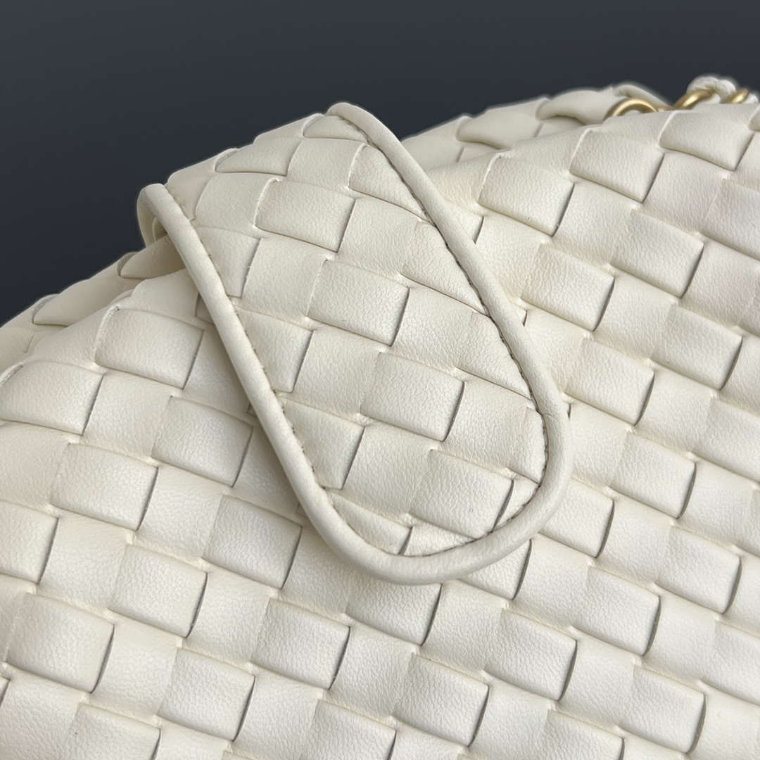 Bottega Veneta BV 804038 Small Lauren 1980 clutch Bag BV92013