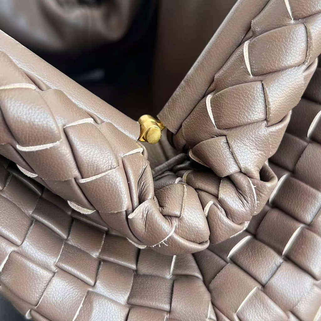 Bottega Veneta BV 804038 Small Lauren 1980 clutch Bag BV92014