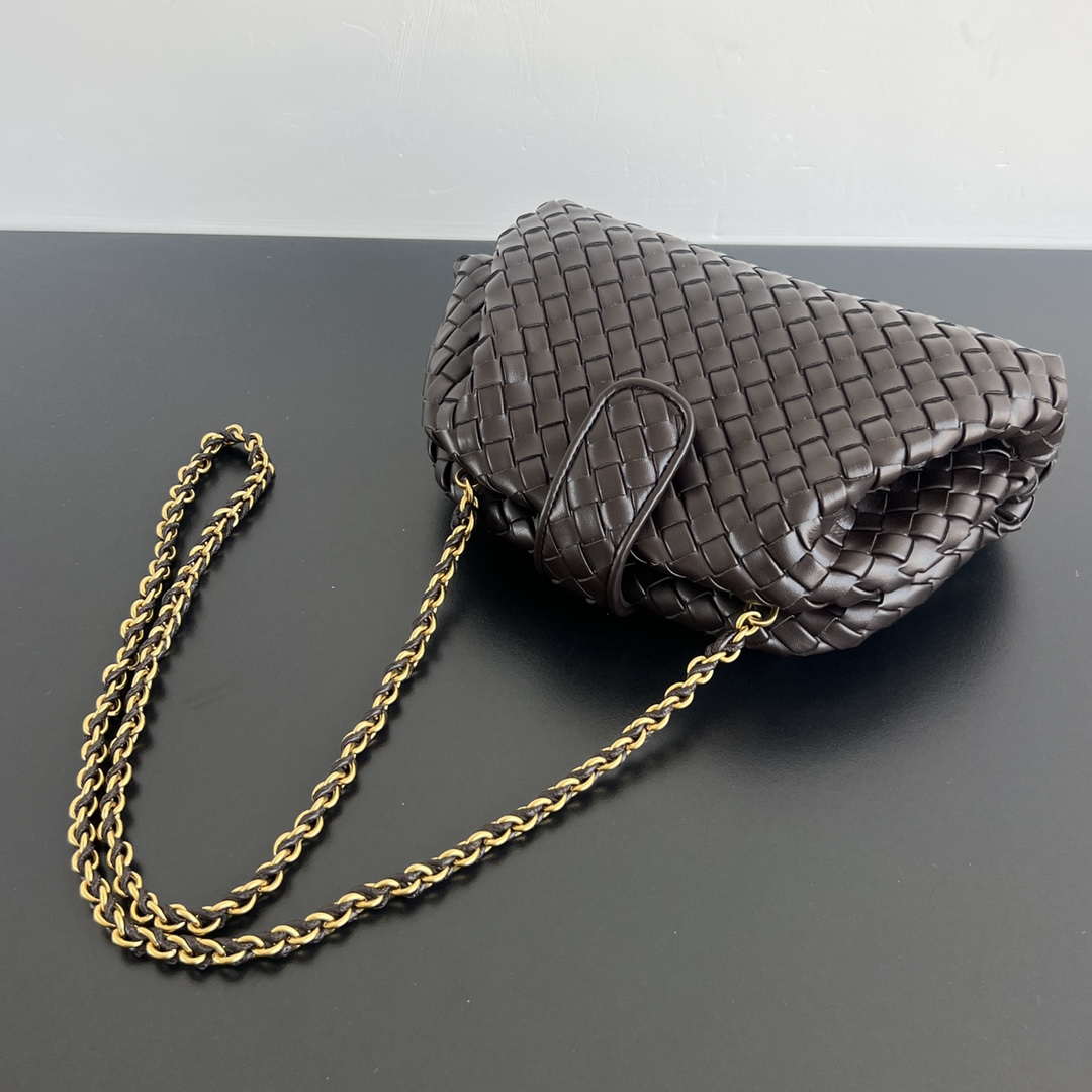 Bottega Veneta BV 804038 Small Lauren 1980 clutch Bag BV92015