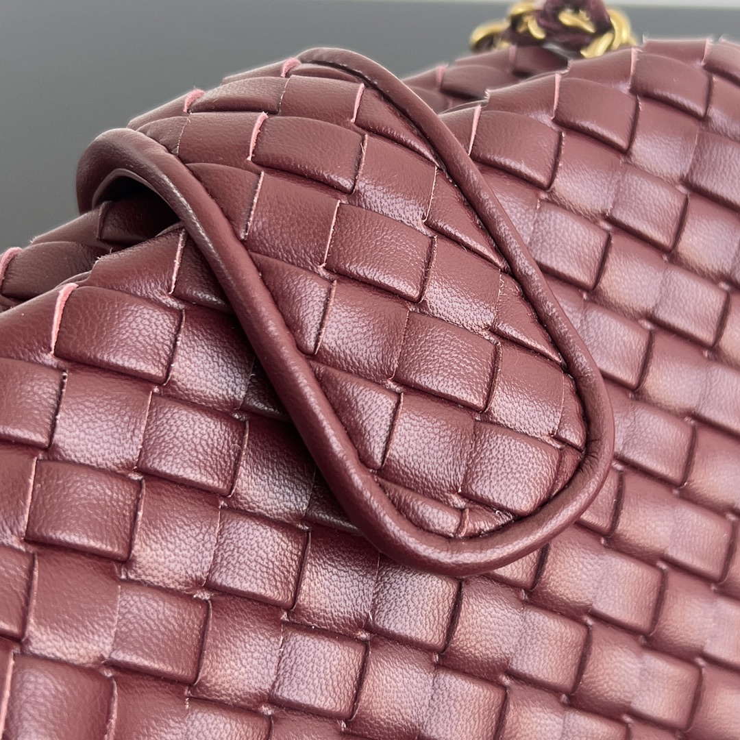 Bottega Veneta BV 804038 Small Lauren 1980 clutch Bag BV92018