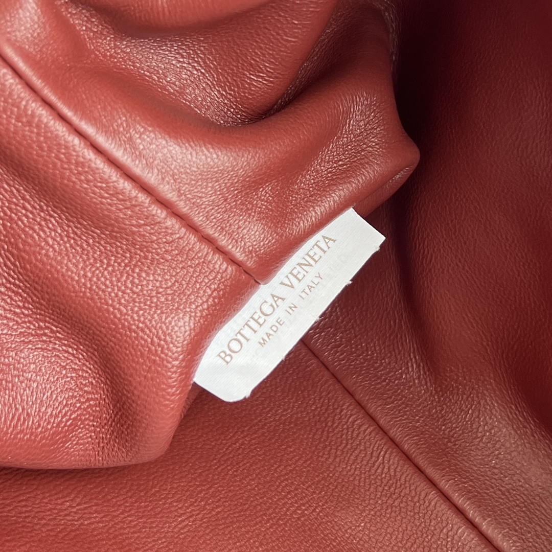 Bottega Veneta BV 804038 Small Lauren 1980 clutch Bag BV92039