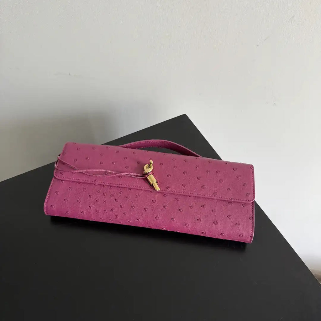Bottega Veneta BV 805241 Long Clutch Andiamo Ostrich Leather With Handle Bv99032