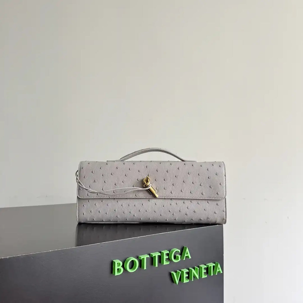 Bottega Veneta BV 805241 Long Clutch Andiamo Ostrich Leather With Handle Bv99034