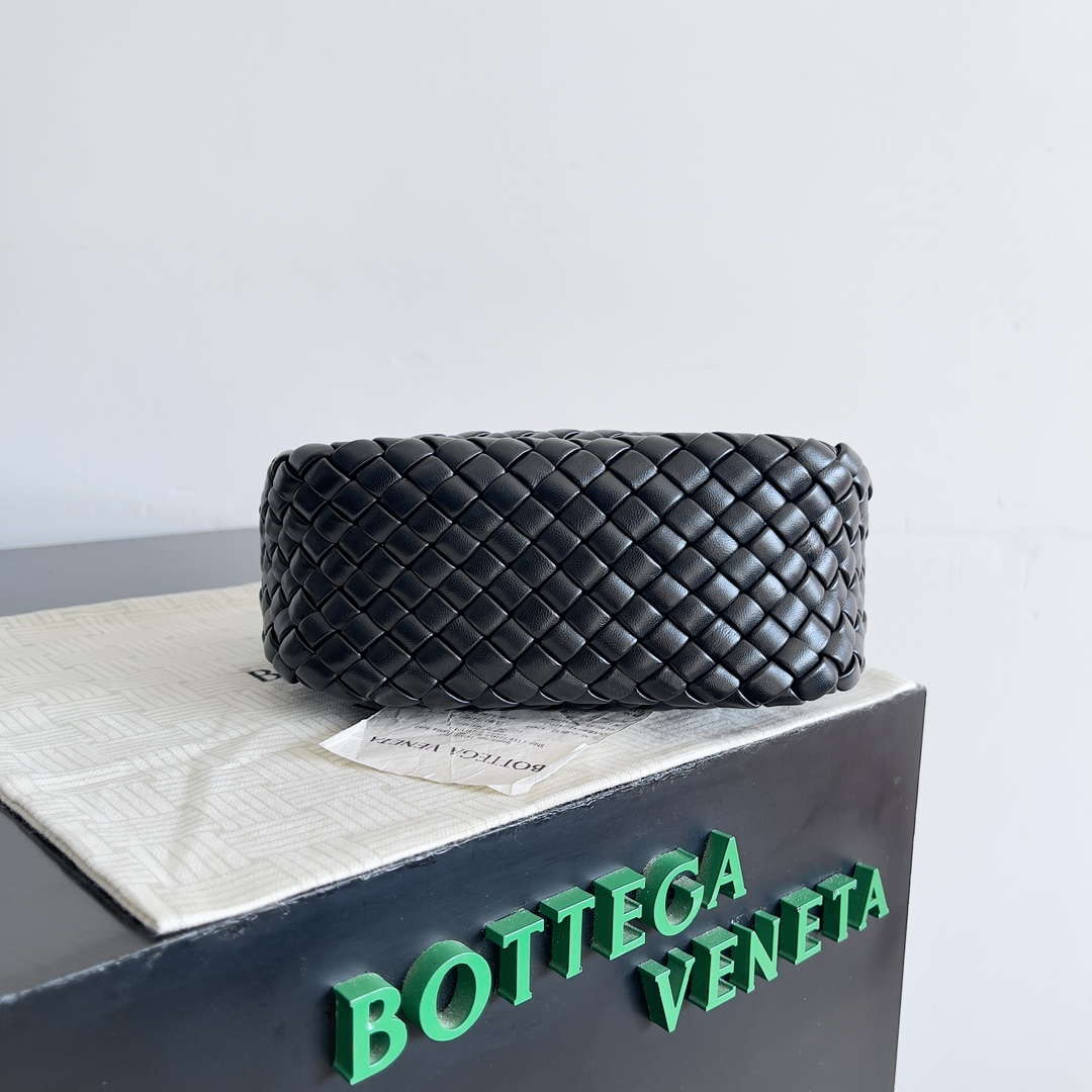 Bottega Veneta BV 805739 Mini Cobble Top Handle Black