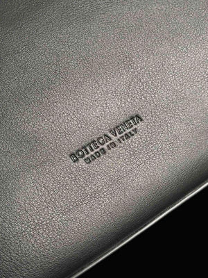 Bottega Veneta BV 806010 Large Andiamo bag BV9026 - Default Title - View 5