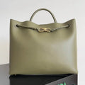 Bottega Veneta BV 806010 Large Andiamo bag BV9109