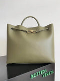Bottega Veneta BV 806010 Large Andiamo bag BV9109