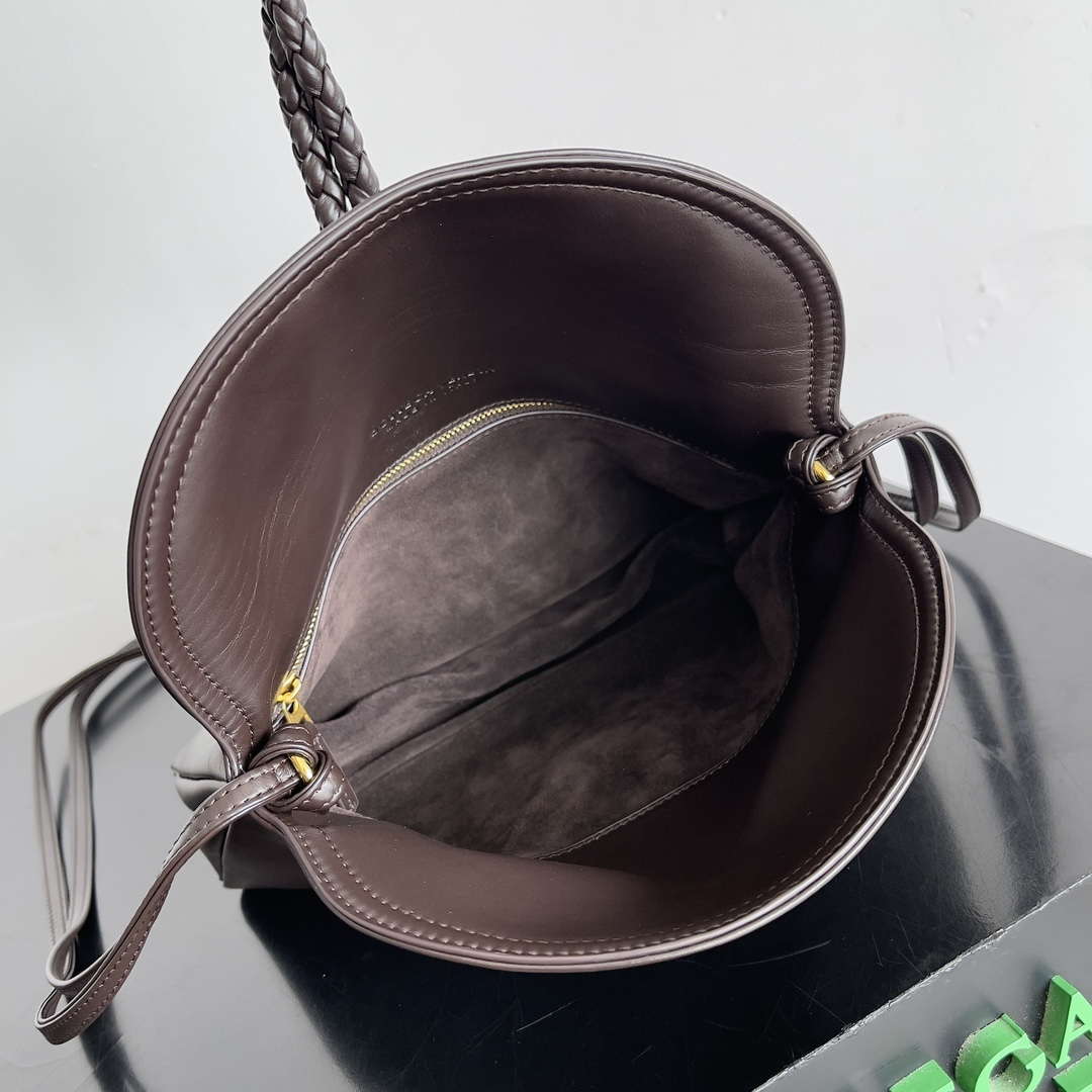 Bottega Veneta BV 806030V4SJ12190 Small Liberta Bag Dark Brown