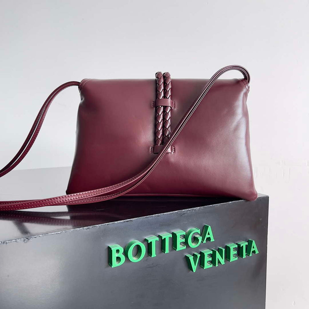 Bottega Veneta BV 806030V4SJ12190 Small Liberta Bag Wine Red