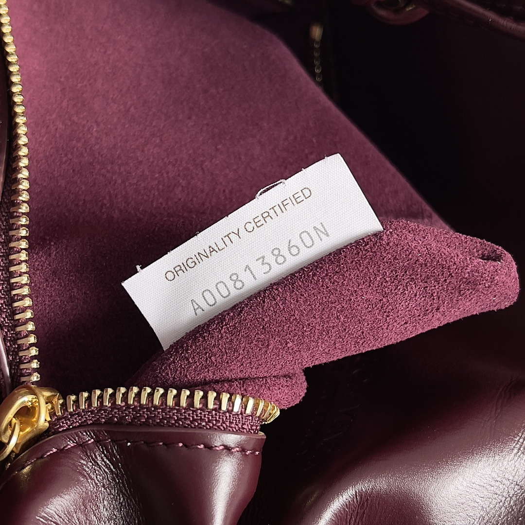 Bottega Veneta BV 806030V4SJ12190 Small Liberta Bag Wine Red