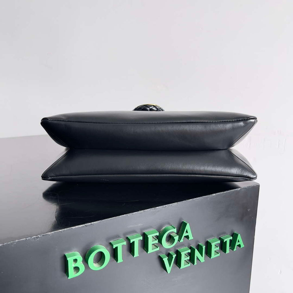 Bottega Veneta BV 806030V4SJ12190 Small Liberta Bag Black