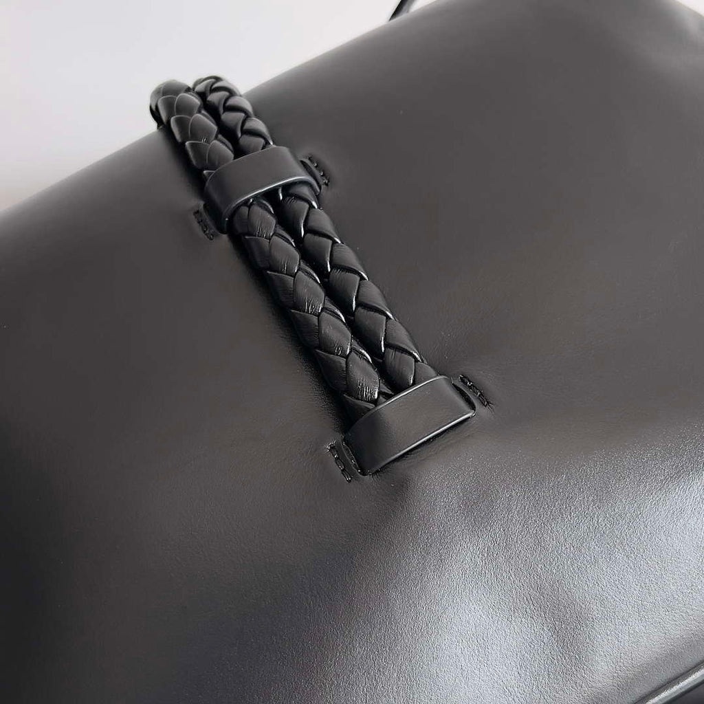 Bottega Veneta BV 806030V4SJ12190 Small Liberta Bag Black