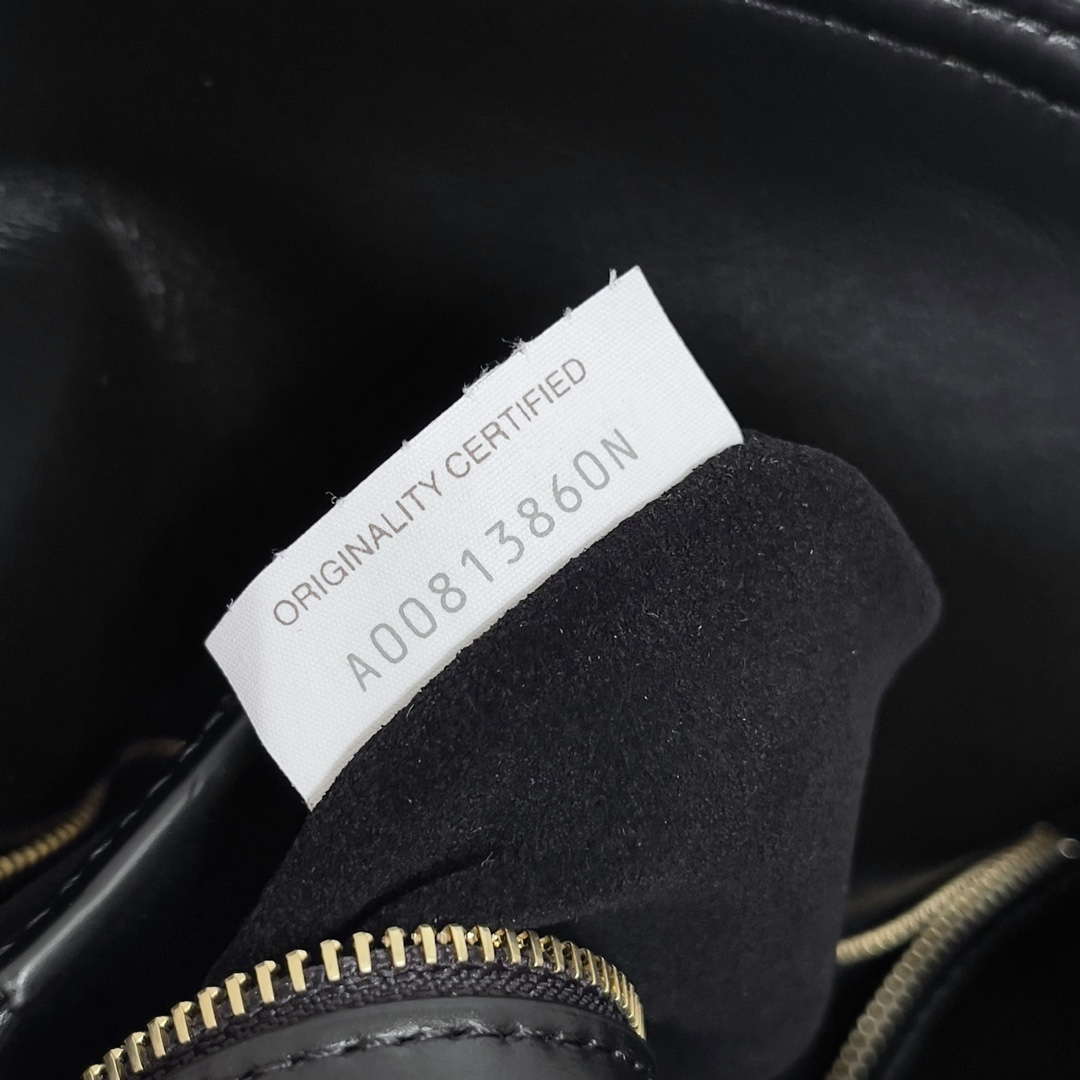 Bottega Veneta BV 806034V4SJ12250 Medium Liberta Bag Black