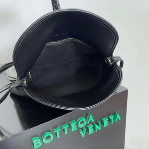 Bottega Veneta BV 806034V4SJ12250 Medium Liberta Bag Black - Default Title - View 9
