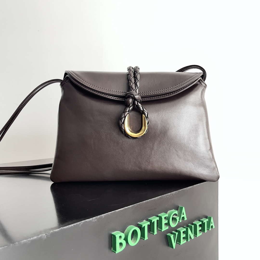 Bottega Veneta BV 806034V4SJ12250 Medium Liberta Bag Dark Brown