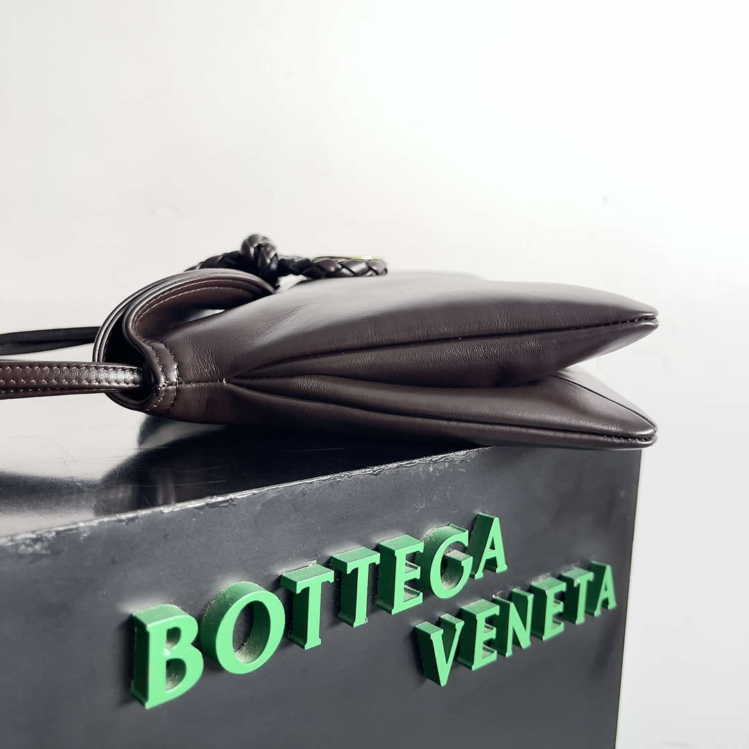 Bottega Veneta BV 806034V4SJ12250 Medium Liberta Bag Dark Brown