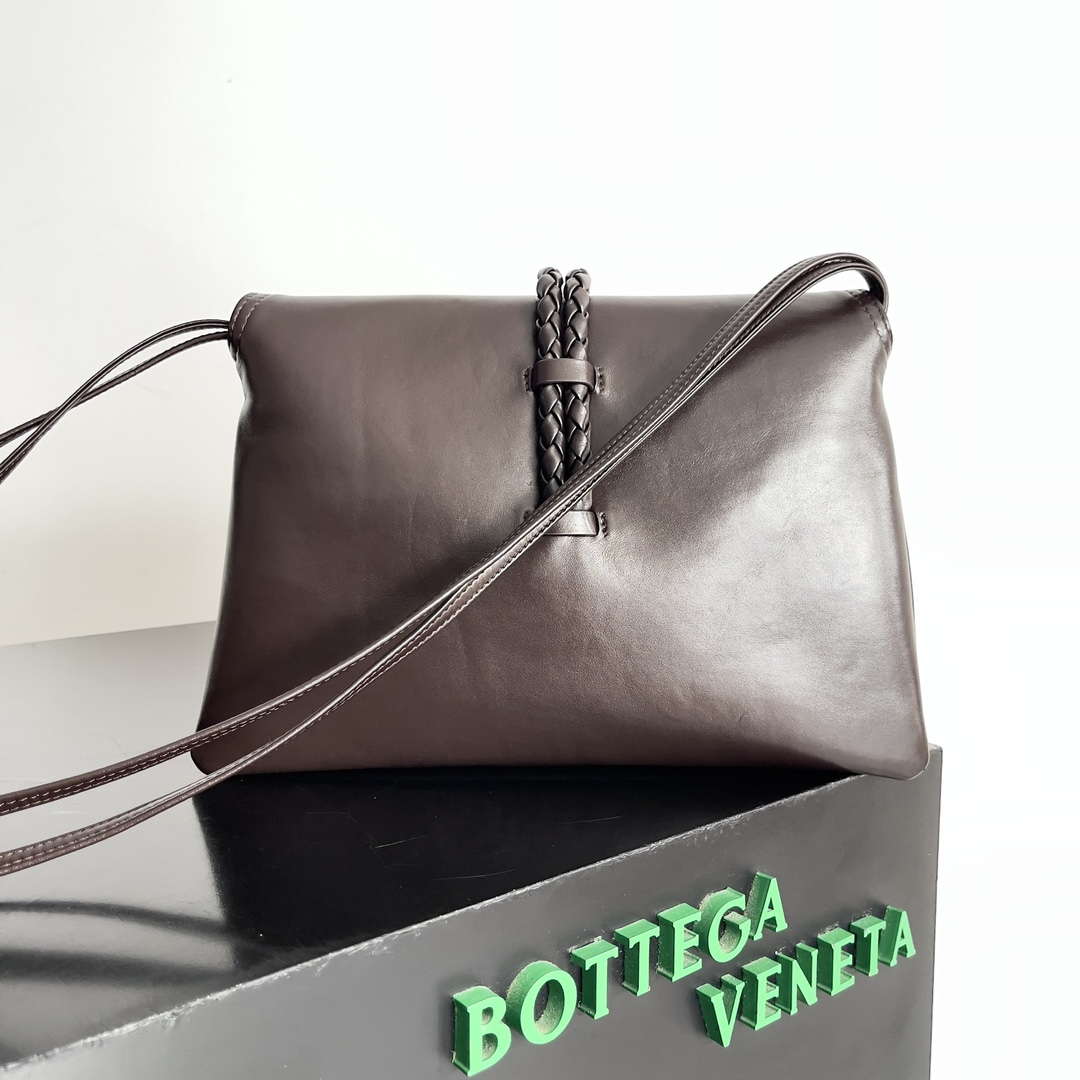 Bottega Veneta BV 806034V4SJ12250 Medium Liberta Bag Dark Brown