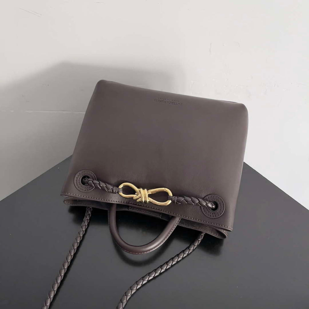 Bottega Veneta BV 810213 Small Andiamo bag BV9033