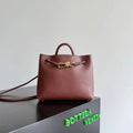 Bottega Veneta BV 810213 Small Andiamo bag BV9102