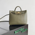 Bottega Veneta BV 810213 Small Andiamo bag BV9103